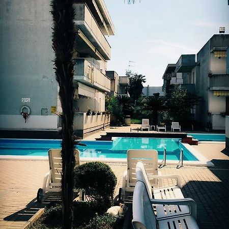 Claudia Residence Alba Adriatica Exterior photo